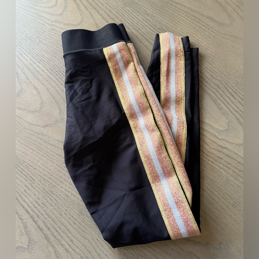 Ultracor Collegiate black leggings w/Gold, Rose, and Silver Stripe Leggings/XS - Picture 2 of 5